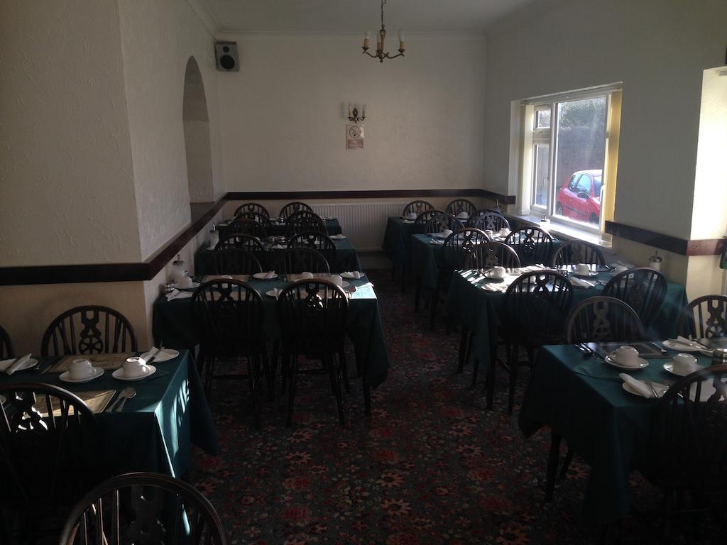 רדינג Elmhurst Hotel מראה חיצוני תמונה